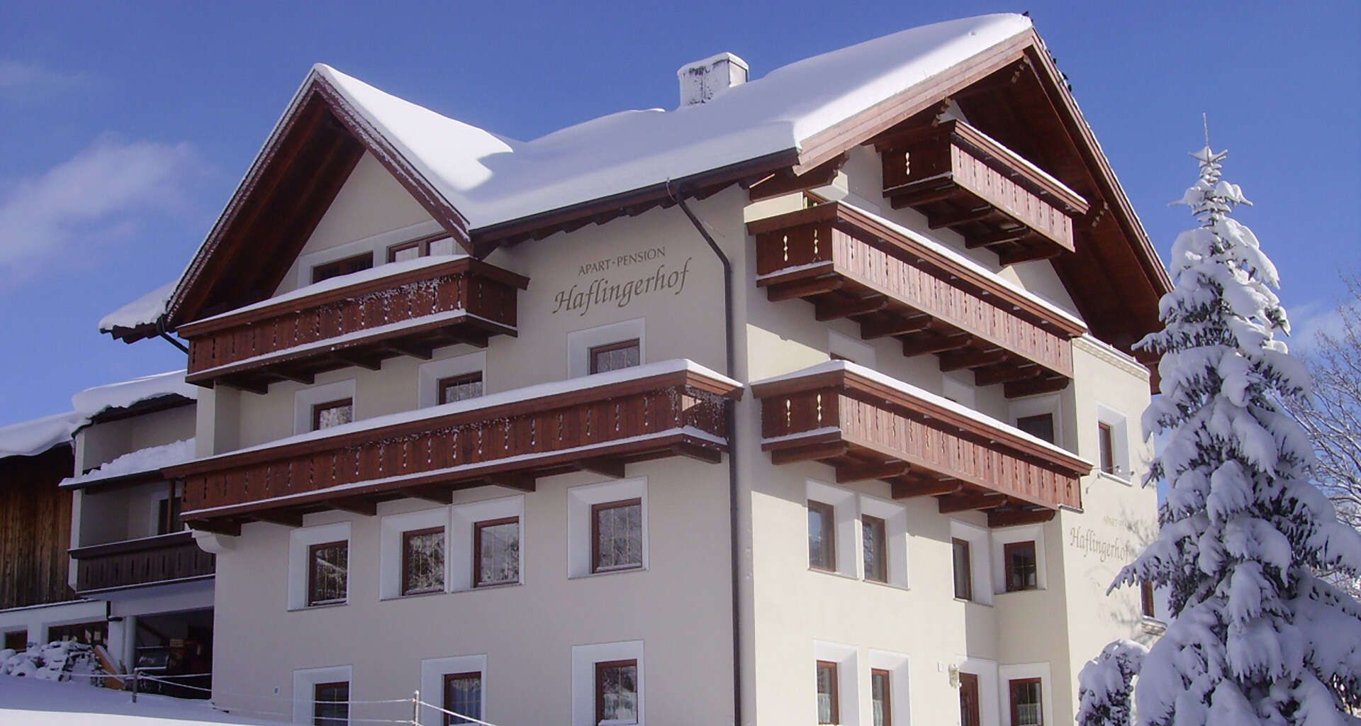 Apart Pension Haflingerhof in Fiss im Winter